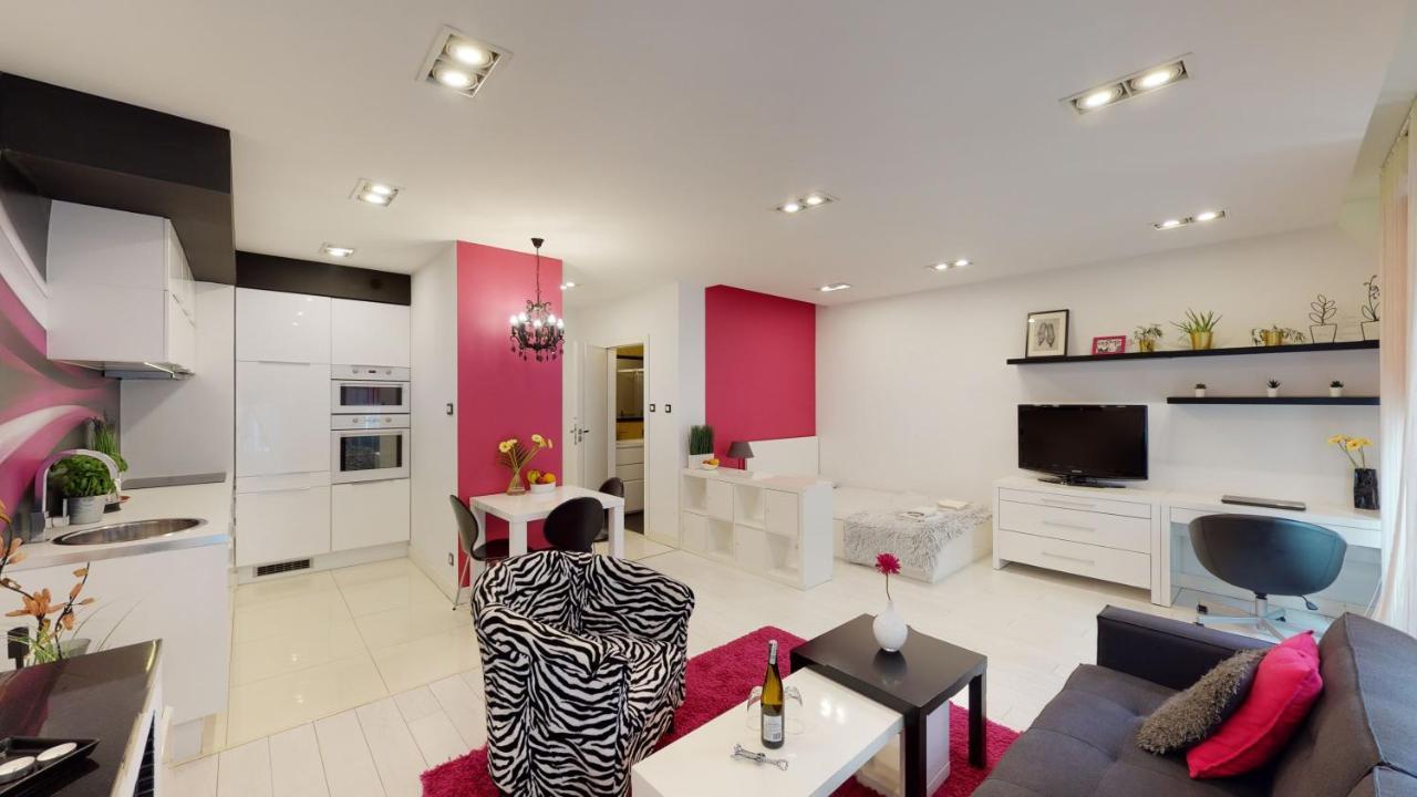 Pink Apartment Rydygiera 2A Tectum Apartments Wroclaw Dış mekan fotoğraf